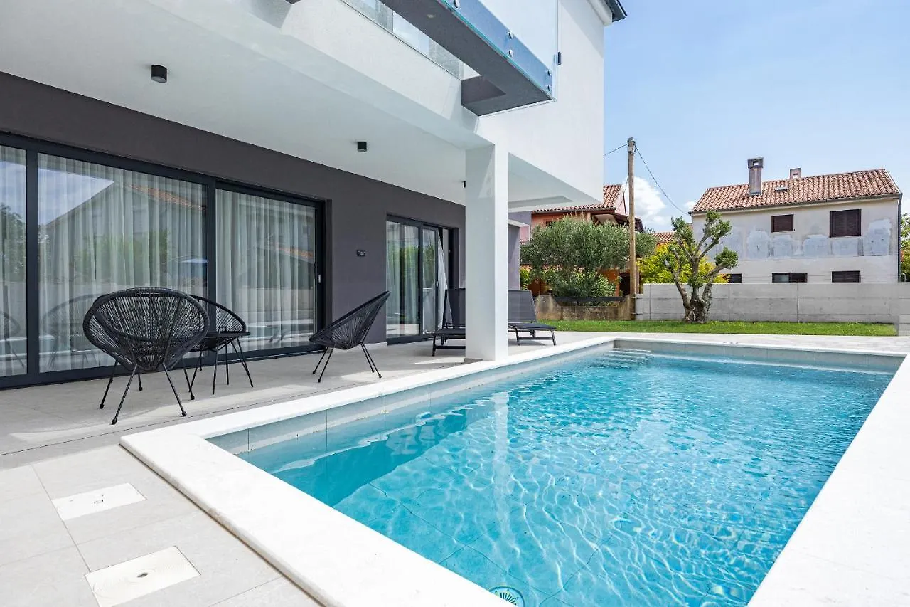 Seaside Villa Bamboo - Fazana 0*,  Croatia