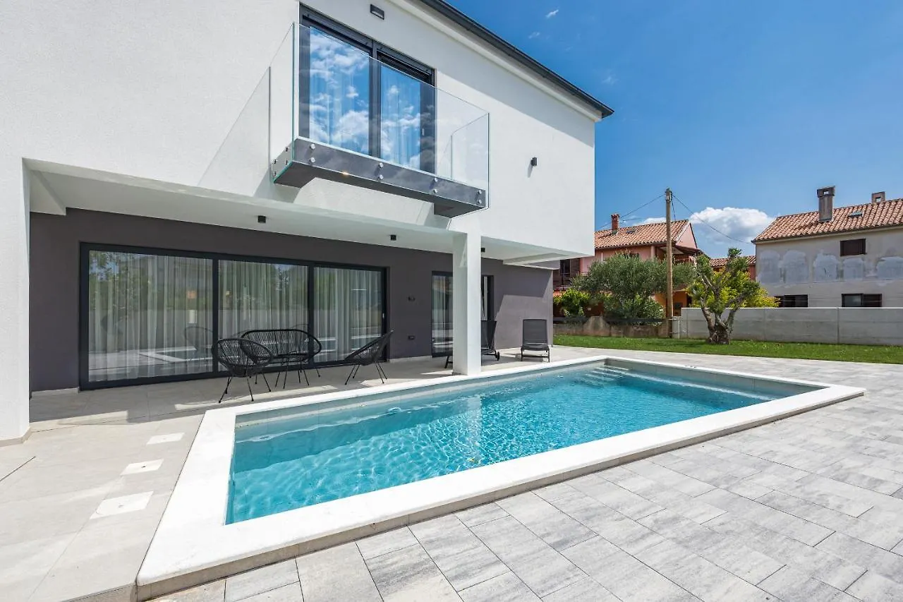 Seaside Villa Bamboo - Fažana