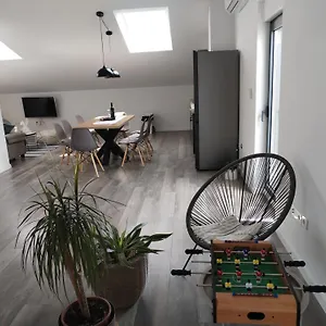 Apartment Ulika, Fažana